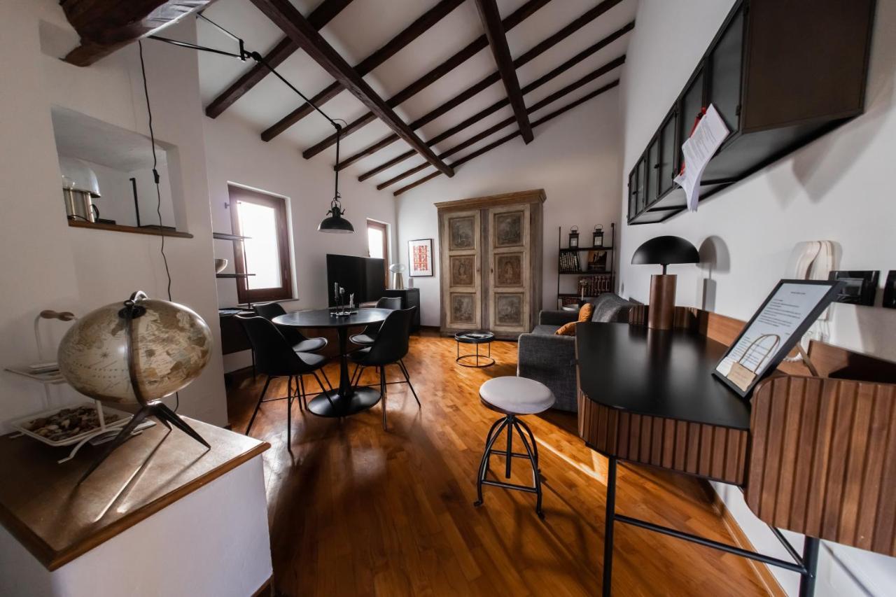 Tina'S Apartment Firenze Esterno foto